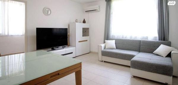 חבצלת השרון 35 (הרצליה פיתוח)