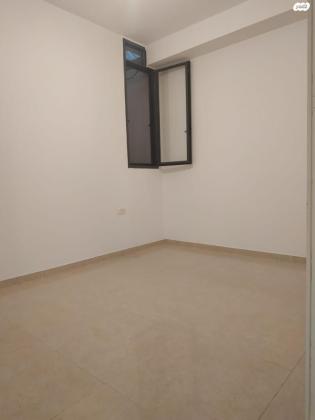 שלמה שדרוביצקי 3 (נווה עוז)