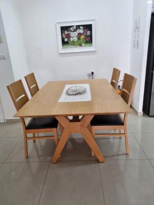 פינת אוכל של חברת זגה