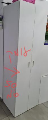 2 ארונות של איקאה, במצב