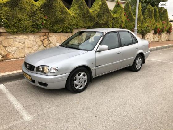 טויוטה קורולה (2002)