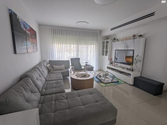 הנרייטה סאלד 4