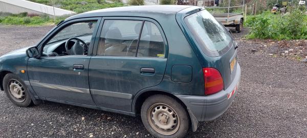 טויוטה סטארלט (1997)