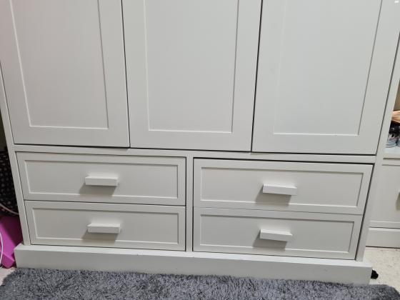 ארון בגדים בגוון אופייט 3