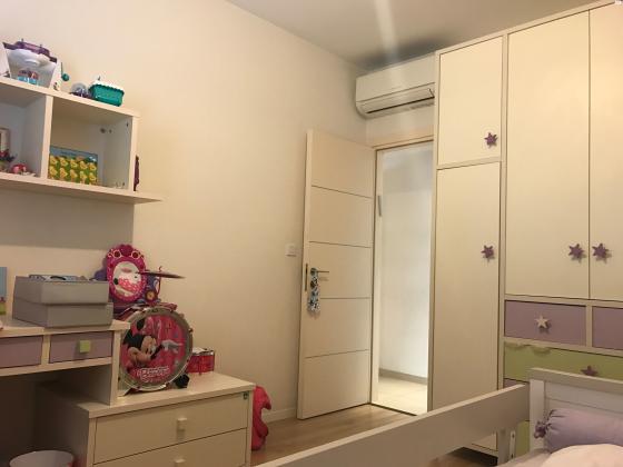 הרב הרצוג 19 (הר שלום)