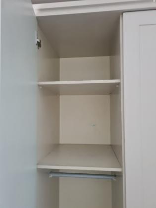 ארון בגדים בגוון אופייט 3