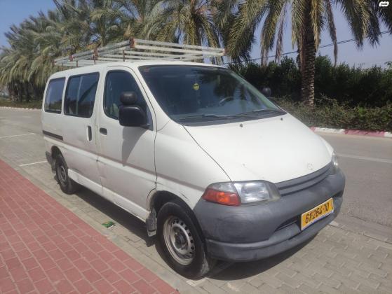 טויוטה הייאס קצר (2001)