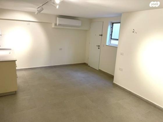 סביון 7 (גני איריס ; גבעת האירוסים)