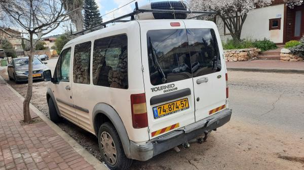 פורד טורנאו קונקט קצר (2005)