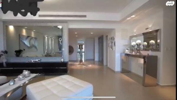 אמה טאובר פרידמן 1 (הרצליה הירוקה)