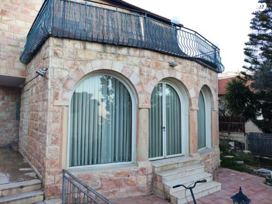 נחום אהרנפלד 19 (פסגת זאב מרכז)