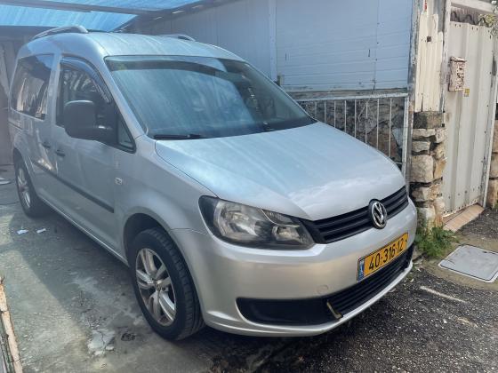 פולקסווגן קאדי (2013)