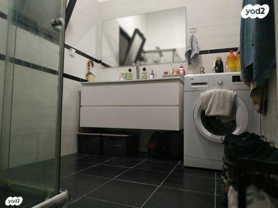 יצחק מוגזח 14 (מילצ'ן;שעריים)