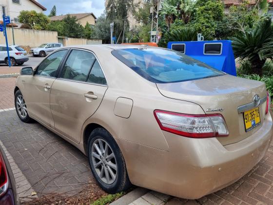 טויוטה קאמרי (2011)