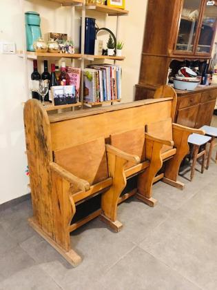 סט כיסאות בית כנסת מתקפלים מעץ