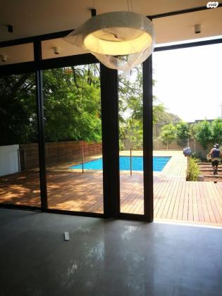 הגפן 50 (מורשה)