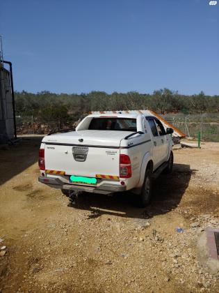 טויוטה היילקס ויגו 4X4 (2013)