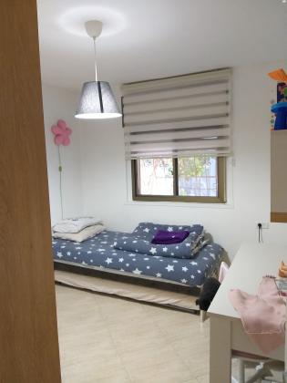 אסתר המלכה 9