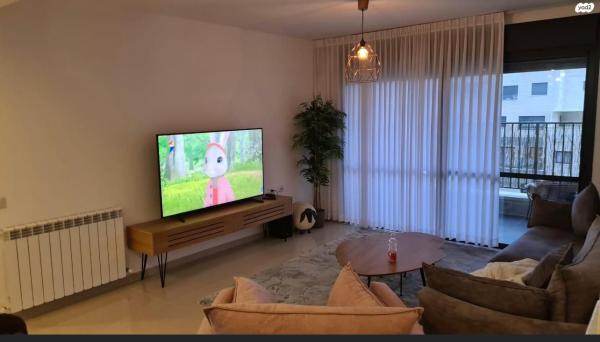 אבנר חי שאקי 21 (גילה)