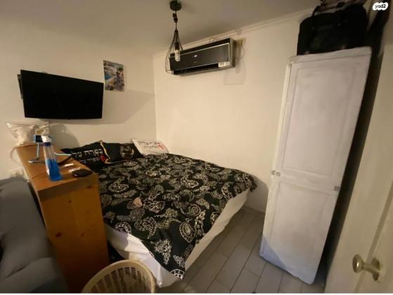 יוסף שפרינצק 60 (נאות גנים)