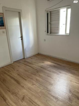 טרומפלדור 64 (כפר גנים א)