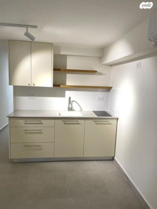 סביון 7 (גני איריס ; גבעת האירוסים)