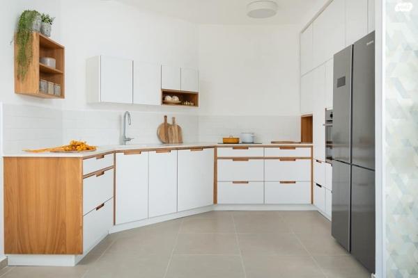 דקל הדום 15 (ניסן)