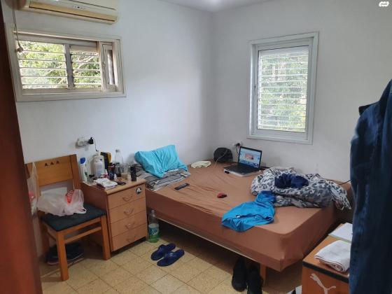 אלברט קיוסו 10 (מרכז יפו מערבית לשדרות ירושלים)