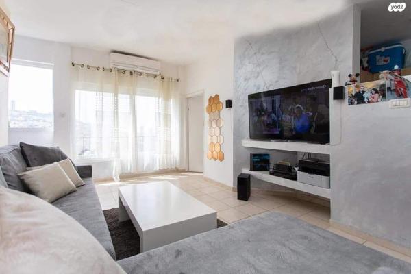 דרך יד לבנים 182 (תל עמל)