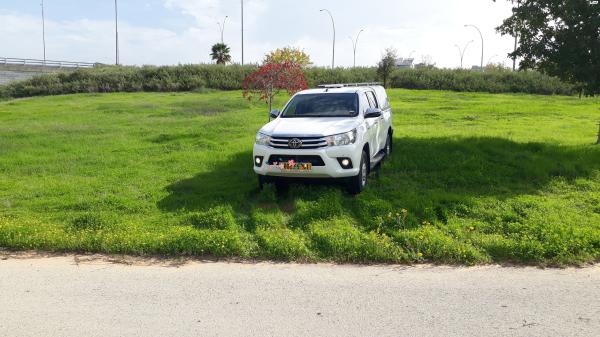 טויוטה היילקס 4X4 (2019)