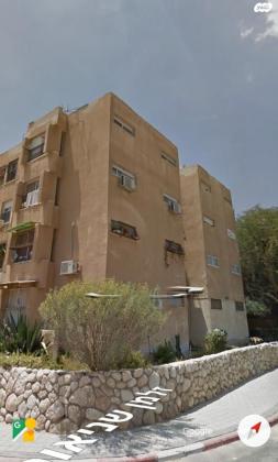 זלמן שניאור 8 (שכונה ב)