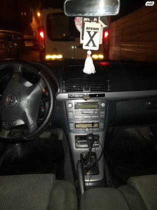 טויוטה אוונסיס (2008)