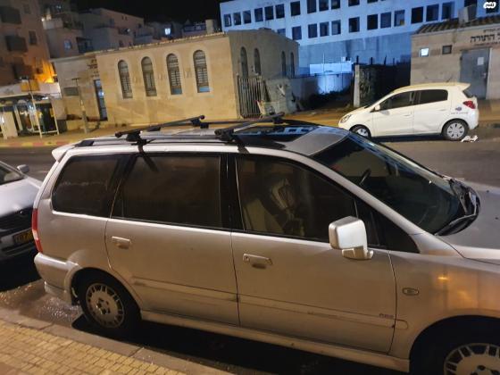 מיצובישי ספייס וואגן (2003)