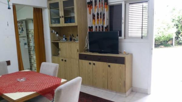 הדרור 6 (אפרידר)