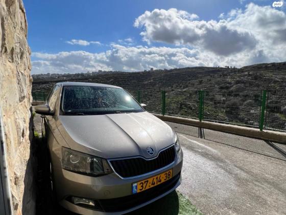 סקודה פאביה (2016)