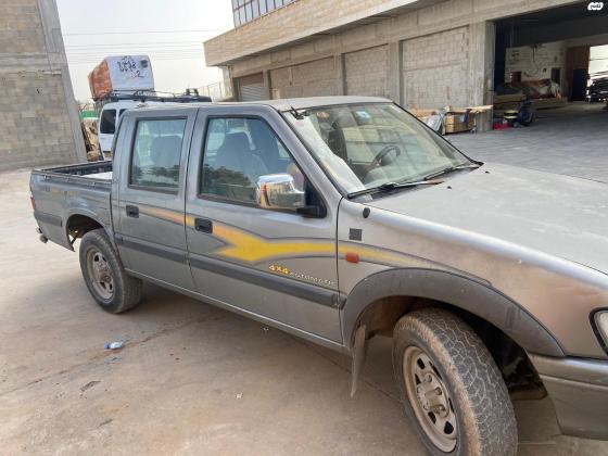 איסוזו איפון 4X4 (2000)