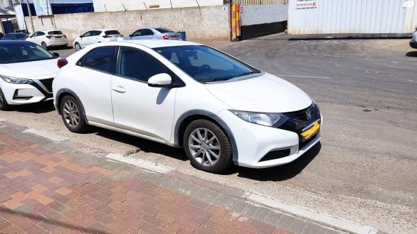 הונדה סיוויק האצ'בק החדשה (2014)