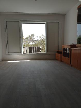 רוטנשטרייך 18 (ניר אביב)