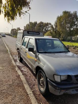 איסוזו איפון 4X4 (1999)