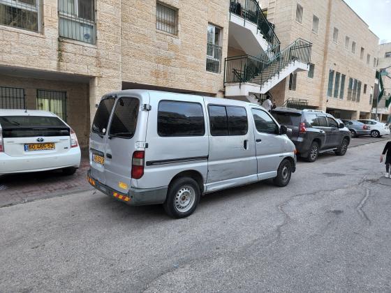 טויוטה הייאס קצר (2002)