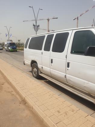 פורד אקונוליין ארוך (2002)