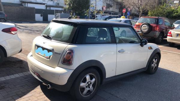 מיני קופר (2009)