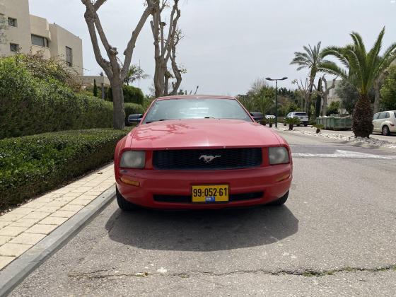 פורד מוסטנג (2008)