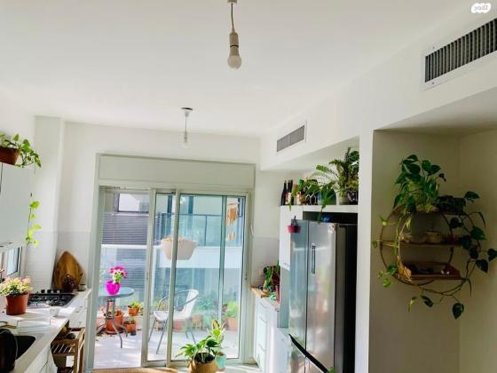 אלוף הניצחון 16 (תל יהודה)