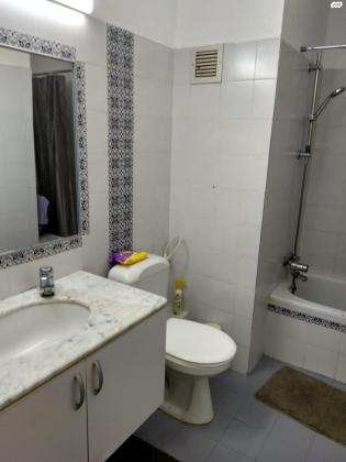 מלכת שבא 7 (אורים)