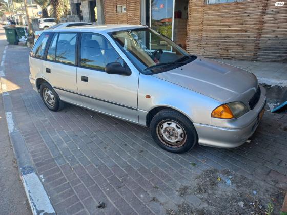 סוזוקי סוויפט (2002)