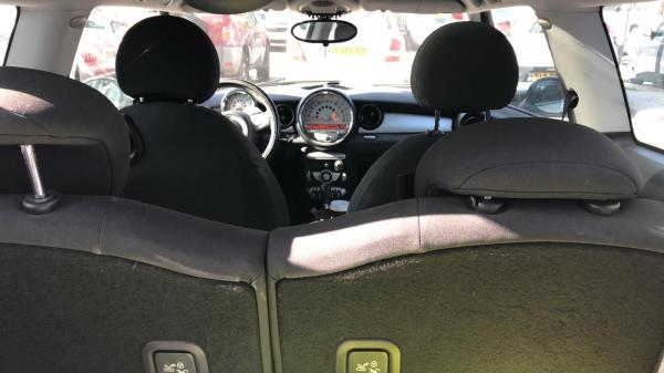 מיני קופר (2009)