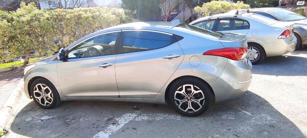 יונדאי i35 (2011)