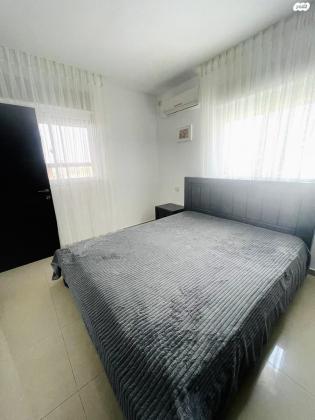 רמב"ם 32 (כוכב הצפון)