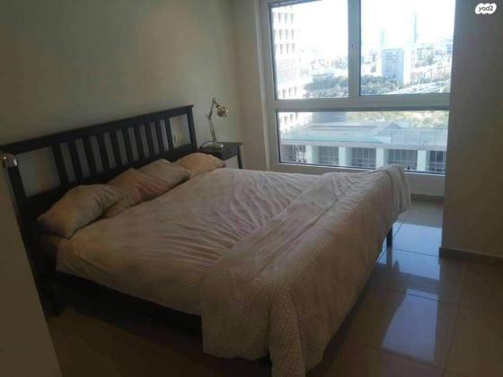 ניסים אלוני 17 (פארק צמרת)